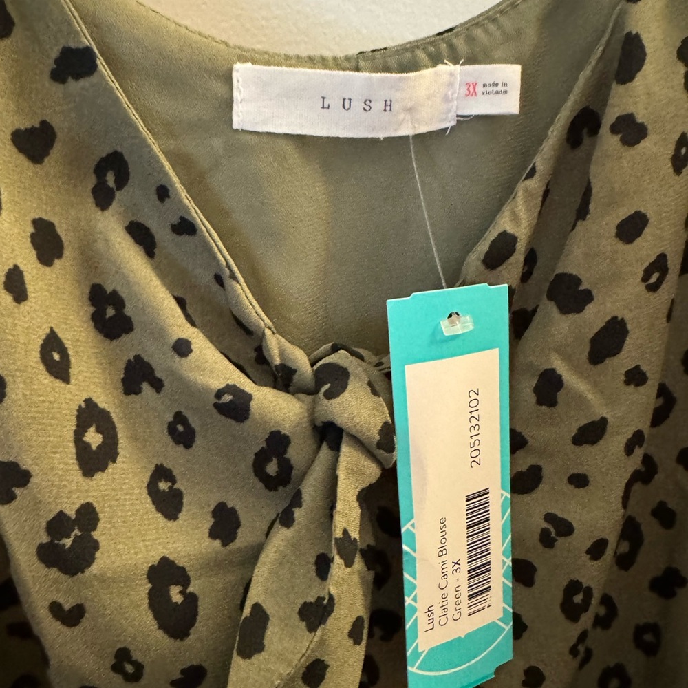 Lush Olive and Black Patterned Blouse